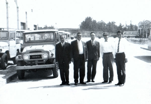 Abdul Latif Jameel and his team next to the Toyota BJ Series, Jeddah Saudi Arabia, 1955